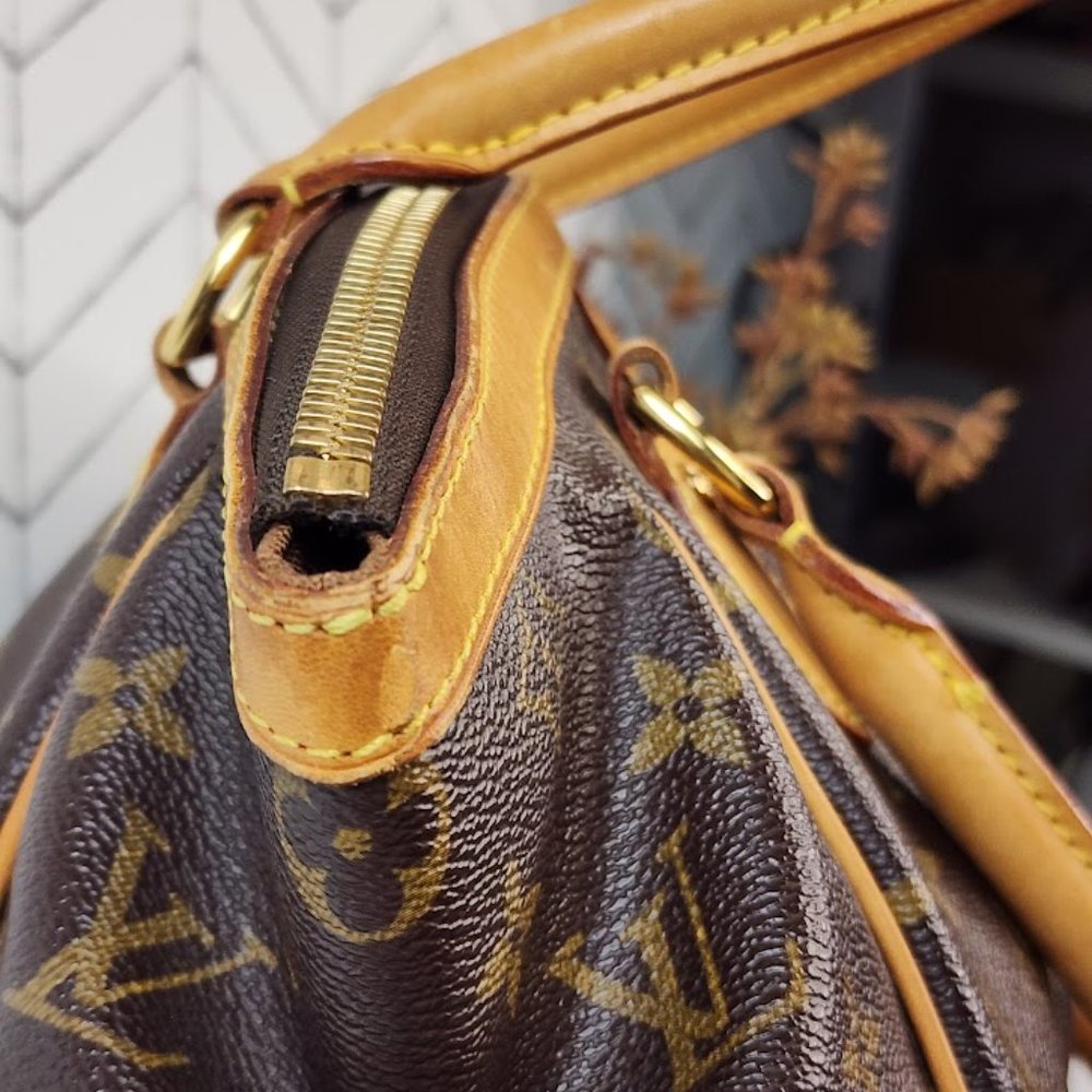 Louis Vuitton Tivoli PM Shoulder Bag Monogram - Picture 4 of 14